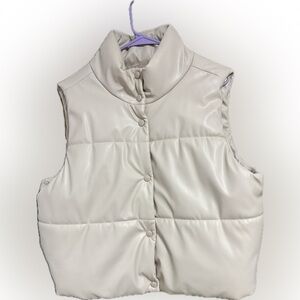 Elegant Women's Beige Puffer Vest